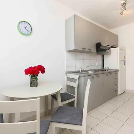 Apartments Emmeline Tisno Exterior photo